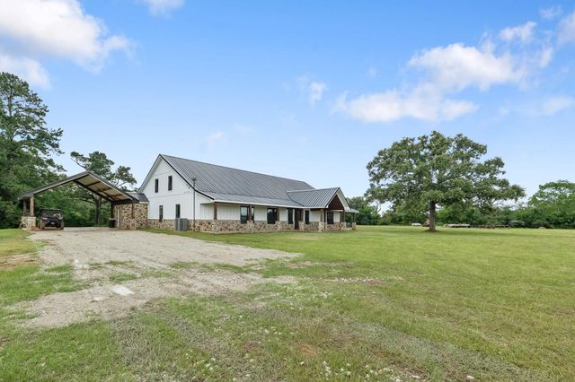1406 State Highway 21 E, Crockett, TX 75835