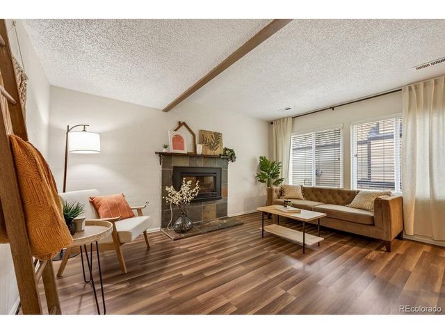 985 W 10th St C4, Loveland, CO 80537