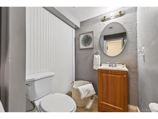 985 W 10th St C4, Loveland, CO 80537