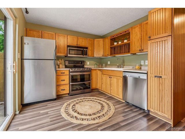 985 W 10th St C4, Loveland, CO 80537
