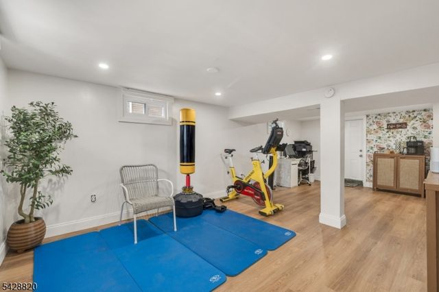 13 Kovach St, Franklin Boro, NJ 07416