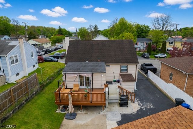 13 Kovach St, Franklin Boro, NJ 07416