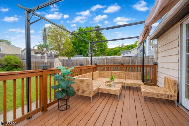 13 Kovach St, Franklin Boro, NJ 07416