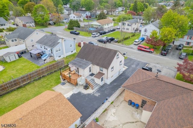 13 Kovach St, Franklin Boro, NJ 07416