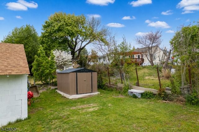 13 Kovach St, Franklin Boro, NJ 07416