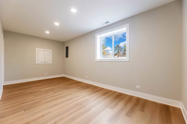 249 Johnson Avenue, Frankfort, IL 60423