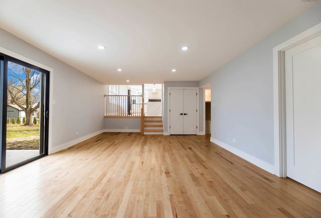 249 Johnson Avenue, Frankfort, IL 60423