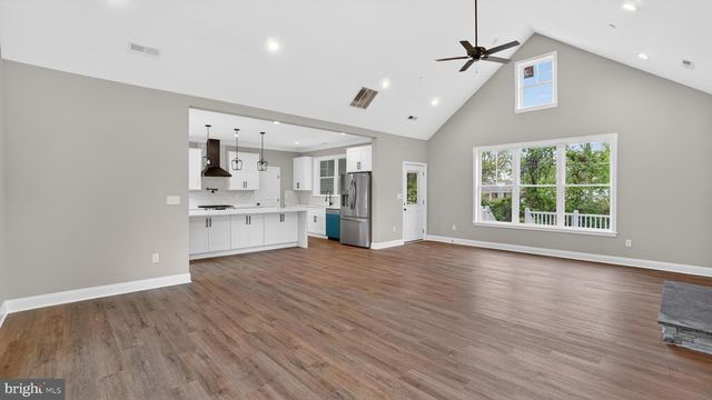 2001 POPLAR RIDGE RD, Pasadena, MD 21122