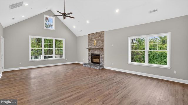 2001 POPLAR RIDGE RD, Pasadena, MD 21122