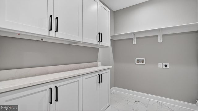 2001 POPLAR RIDGE RD, Pasadena, MD 21122