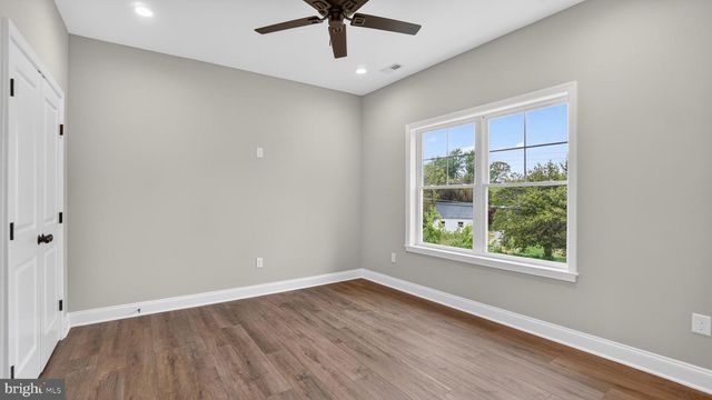 2001 POPLAR RIDGE RD, Pasadena, MD 21122