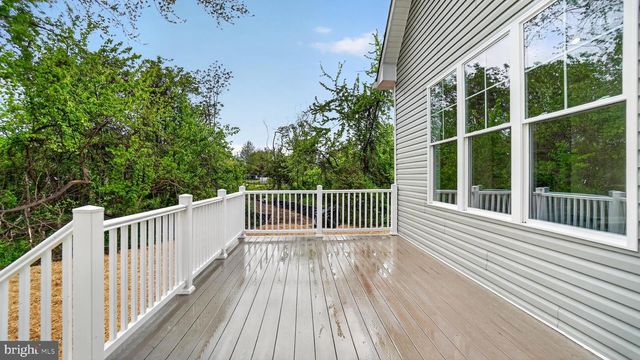 2001 POPLAR RIDGE RD, Pasadena, MD 21122