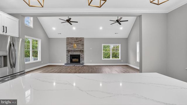 2001 POPLAR RIDGE RD, Pasadena, MD 21122