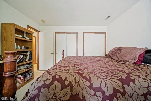 308 Peachwood CT, Suffolk, VA 23434