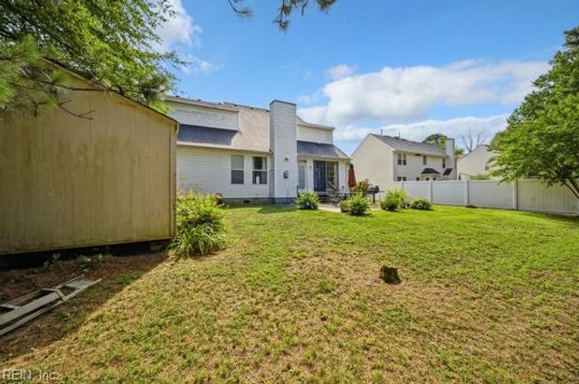 308 Peachwood CT, Suffolk, VA 23434
