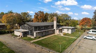 27800 Annapolis Street, Inkster, MI 48141