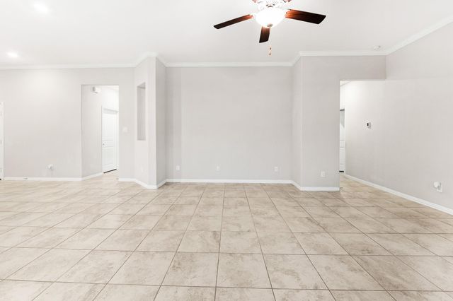 2151 Moss Creek Lane, Conroe, TX 77304