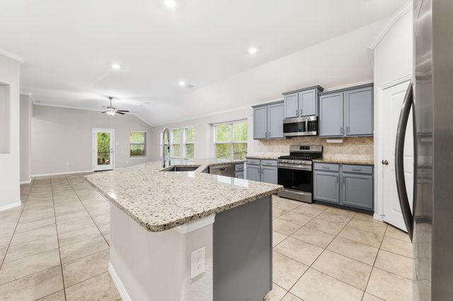 2151 Moss Creek Lane, Conroe, TX 77304