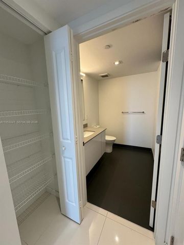 1600 NE 1st Ave 3101, Miami, FL 33132