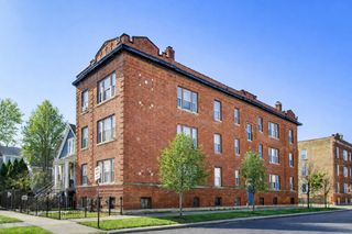 3047 W Berteau Avenue 1, Chicago, IL 60618