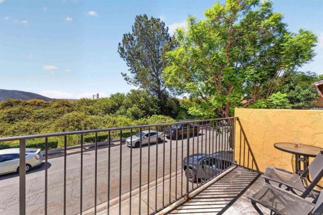 10466 Caminito Sulmona, San Diego, CA 92129