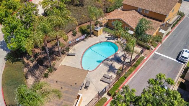 10466 Caminito Sulmona, San Diego, CA 92129