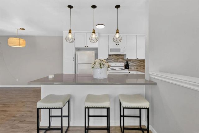 10466 Caminito Sulmona, San Diego, CA 92129