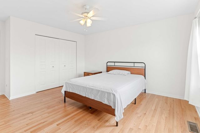 25138 PRESIDENTIAL Avenue, Plainfield, IL 60544