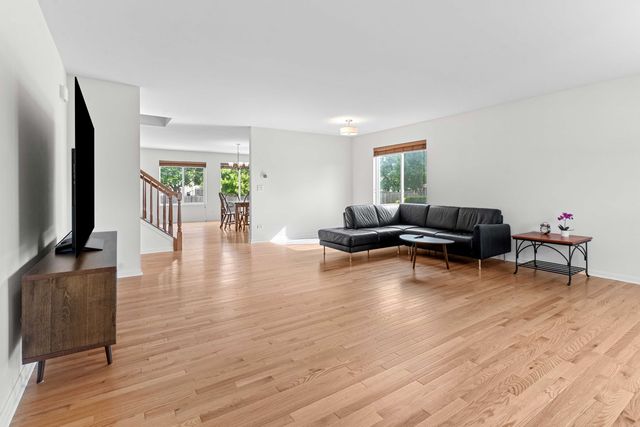 25138 PRESIDENTIAL Avenue, Plainfield, IL 60544