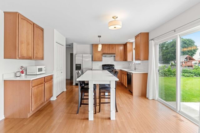 25138 PRESIDENTIAL Avenue, Plainfield, IL 60544