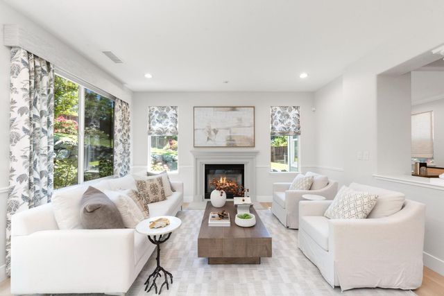 3041 Schooner Dr, El Dorado Hills, CA 95762
