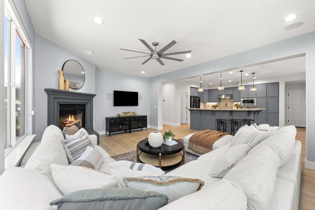 3041 Schooner Dr, El Dorado Hills, CA 95762