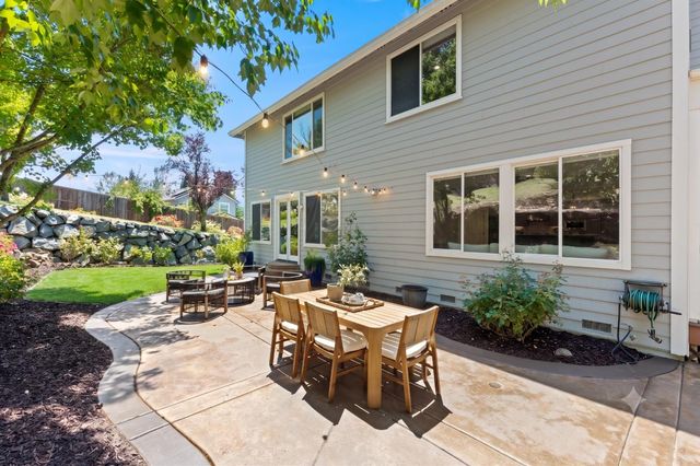 3041 Schooner Dr, El Dorado Hills, CA 95762