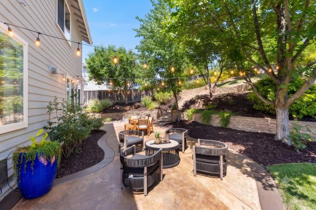 3041 Schooner Dr, El Dorado Hills, CA 95762