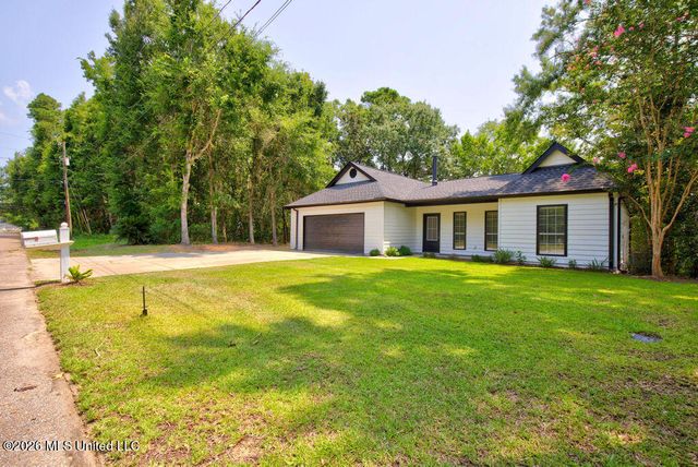1528 Barracuda Drive, Gautier, MS 39553