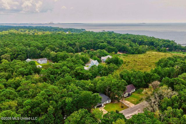 1528 Barracuda Drive, Gautier, MS 39553