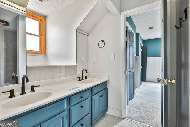 135 Kayla Drive, Fayetteville, GA 30215