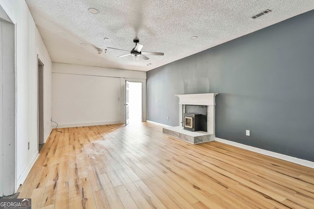 135 Kayla Drive, Fayetteville, GA 30215