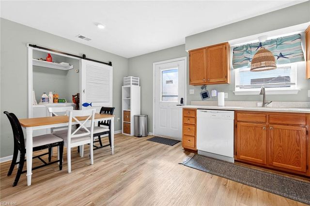 4530 Pleasure AVE, Virginia Beach, VA 23455