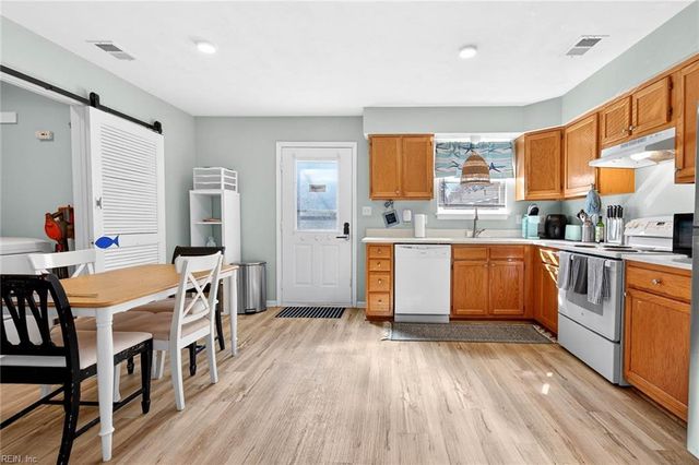 4530 Pleasure AVE, Virginia Beach, VA 23455