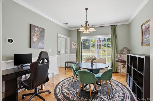19 Regent Road, Warwick, NY 10990