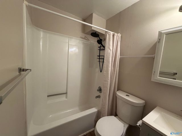 4807 Cottonwood Drive, Huntsville, AL 35810