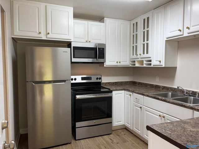 4807 Cottonwood Drive, Huntsville, AL 35810