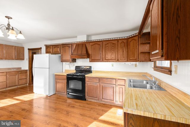 20537 FIELDS MILL RD, Richardsville, VA 22736