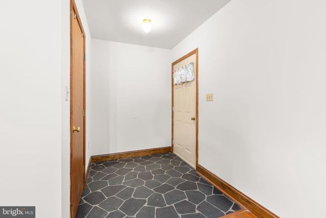 20537 FIELDS MILL RD, Richardsville, VA 22736