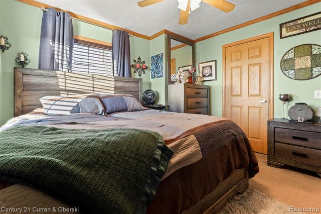 11191 Shady Grove Court, South Lyon, MI 48178