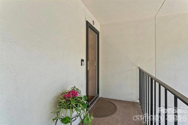 3520 Colony Road D, Charlotte, NC 28211
