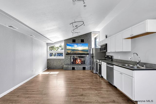 1412 MADISON AVE, Cheyenne, WY 82001