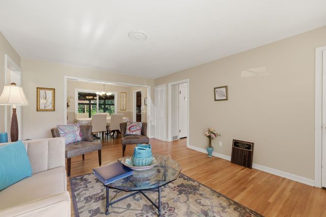 325 N Brookside, Wichita, KS 67208