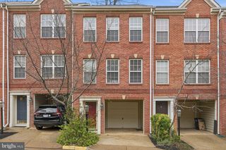 8074 SEBON DR, Vienna, VA 22180